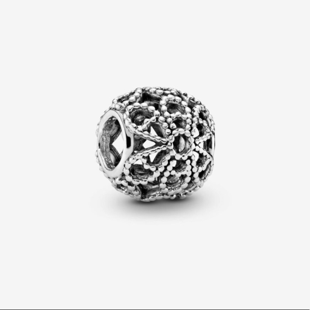 Pandora Open flower charm